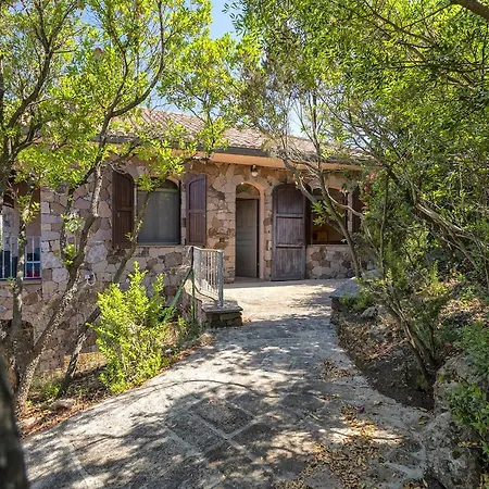 Luna E' Pedra - In Con Vista Sulla Baia Di E Piscina Гостевой дом Альгеро