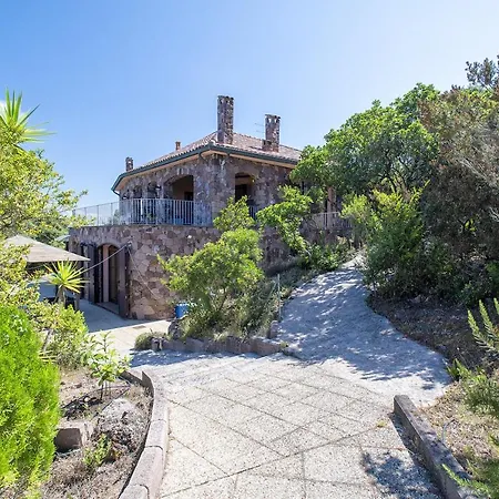 Pensión Luna E' Pedra - In Con Vista Sulla Baia Di E Piscina 3*