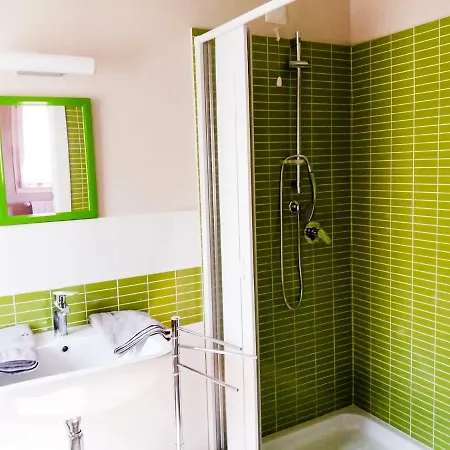 Luna E' Pedra - In Con Vista Sulla Baia Di E Piscina Гостевой дом 3*