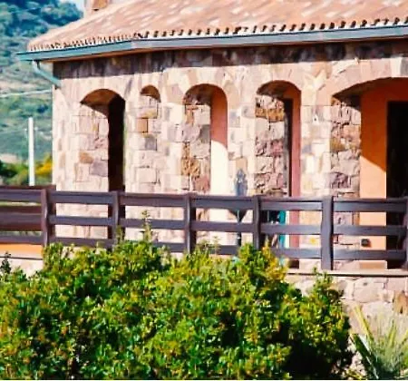 Luna E' Pedra - In Con Vista Sulla Baia Di E Piscina 3* Альгеро